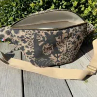 Leopard / beige