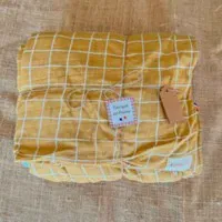 Couverture lange moutarde / tissu doudou